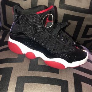 Jordans Sneakers
